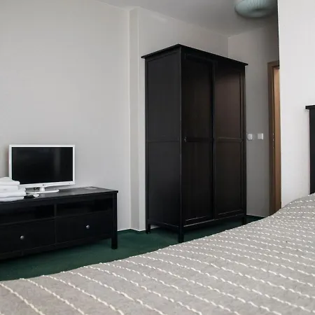 U Parku Hotel *